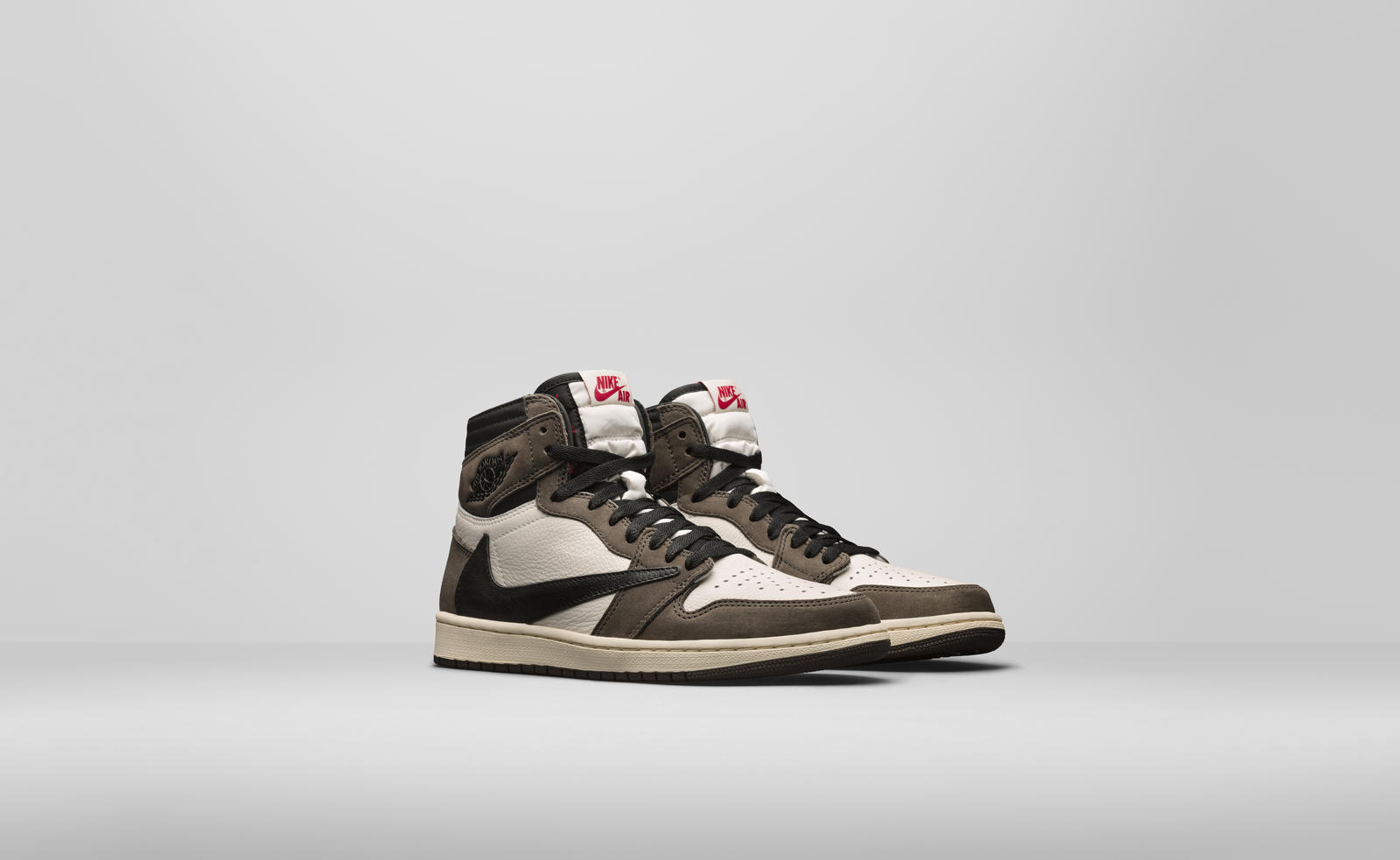 travis scott x air jordan 1 retro high og reviews