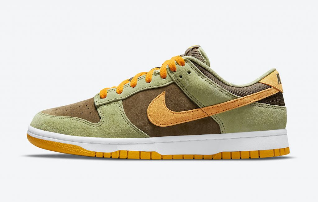 nike dunks low dusty olive